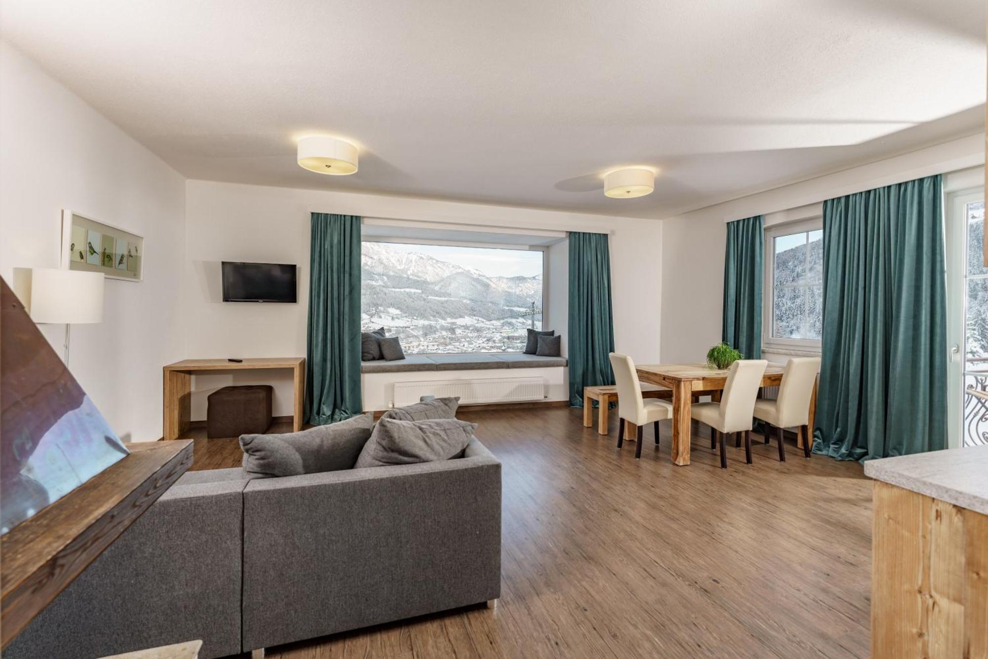 Appartements Landhaus Hubertus Wellness & Breakfast Schladming Extérieur photo